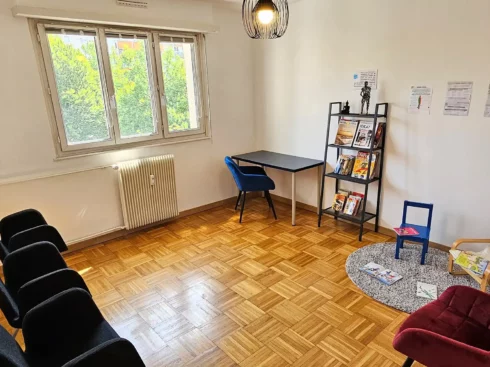 Salle d'attente du Centre Cohésion